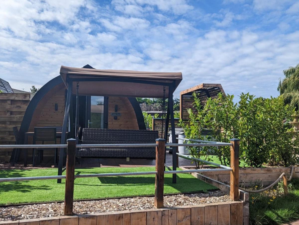 Peacock Lake Glamping Villa Nottingham Ruang foto